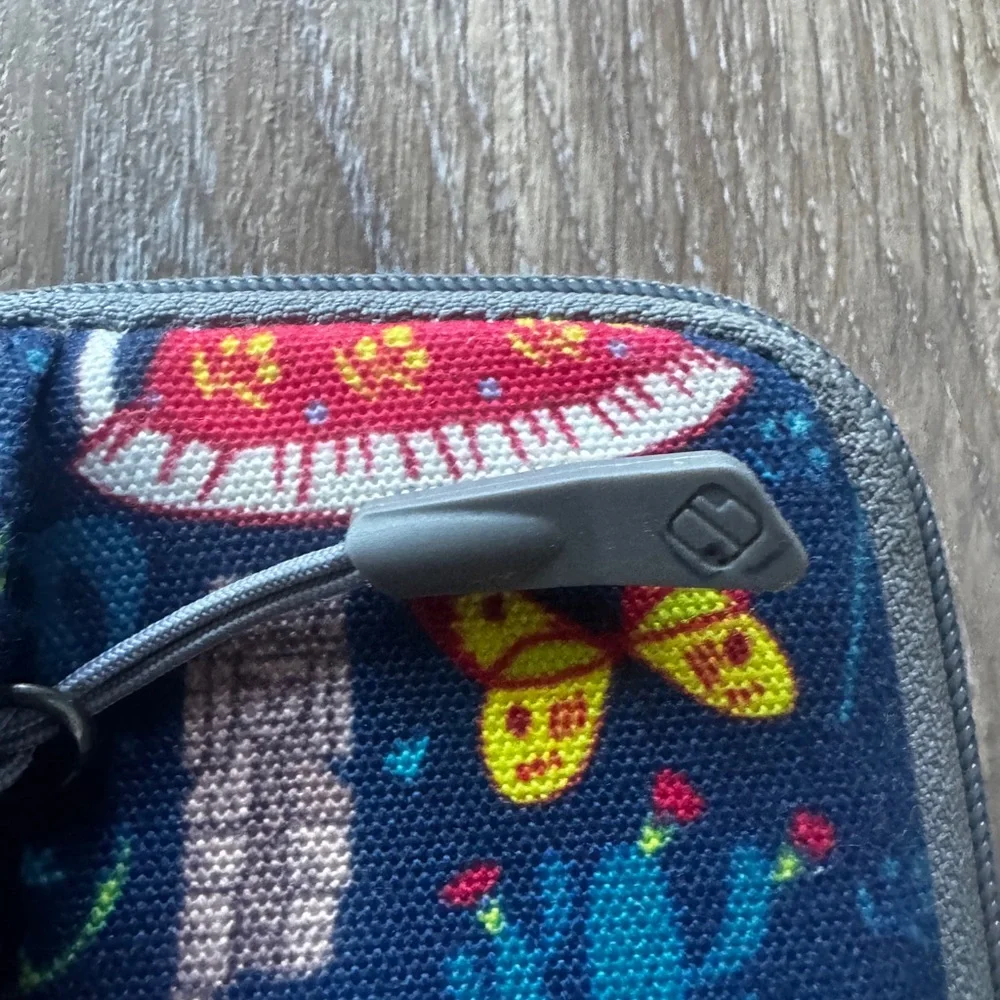 Tomtoc Laptop 11’ Cover Frida Kahlo